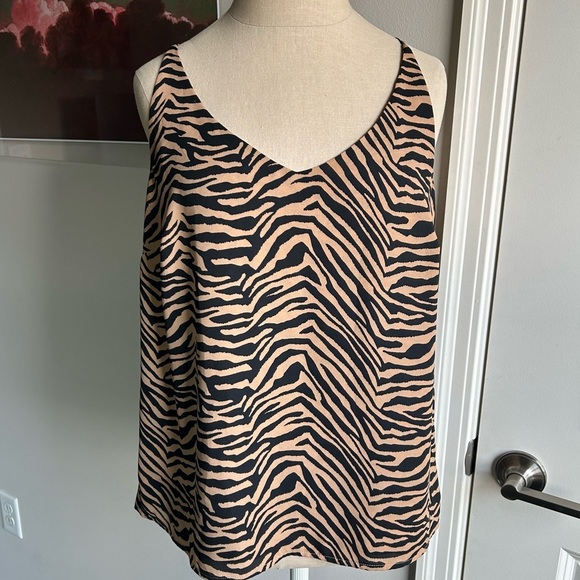 Banana Republic Animal Print Tank Top | Size M | Summer Night Out Essential - Picture 1 of 6